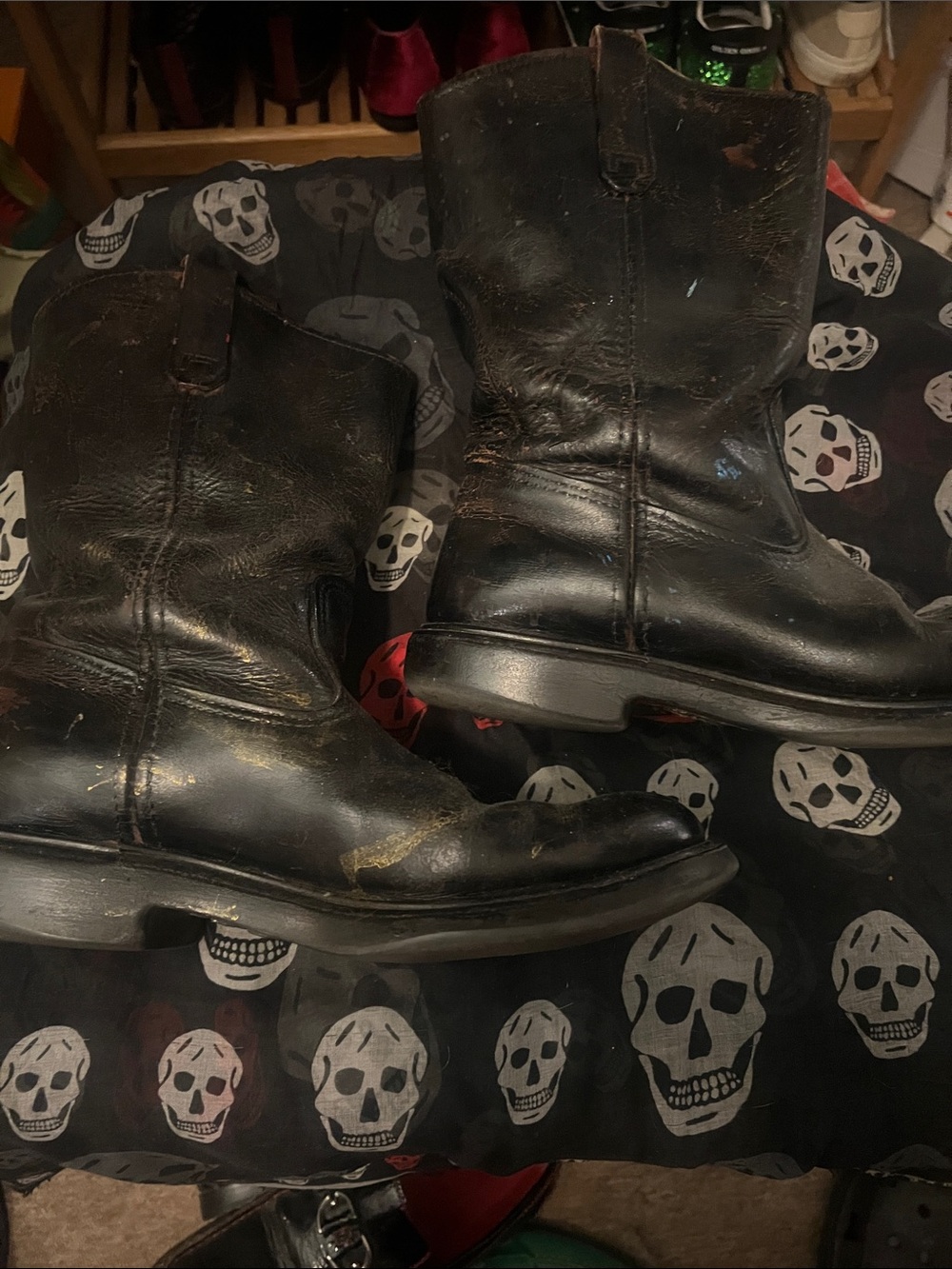 Men's Black Leather Pull-On Boots